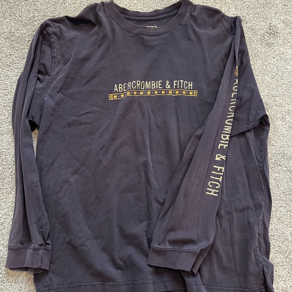 Abercrombie Men’s long sleeve T shirt